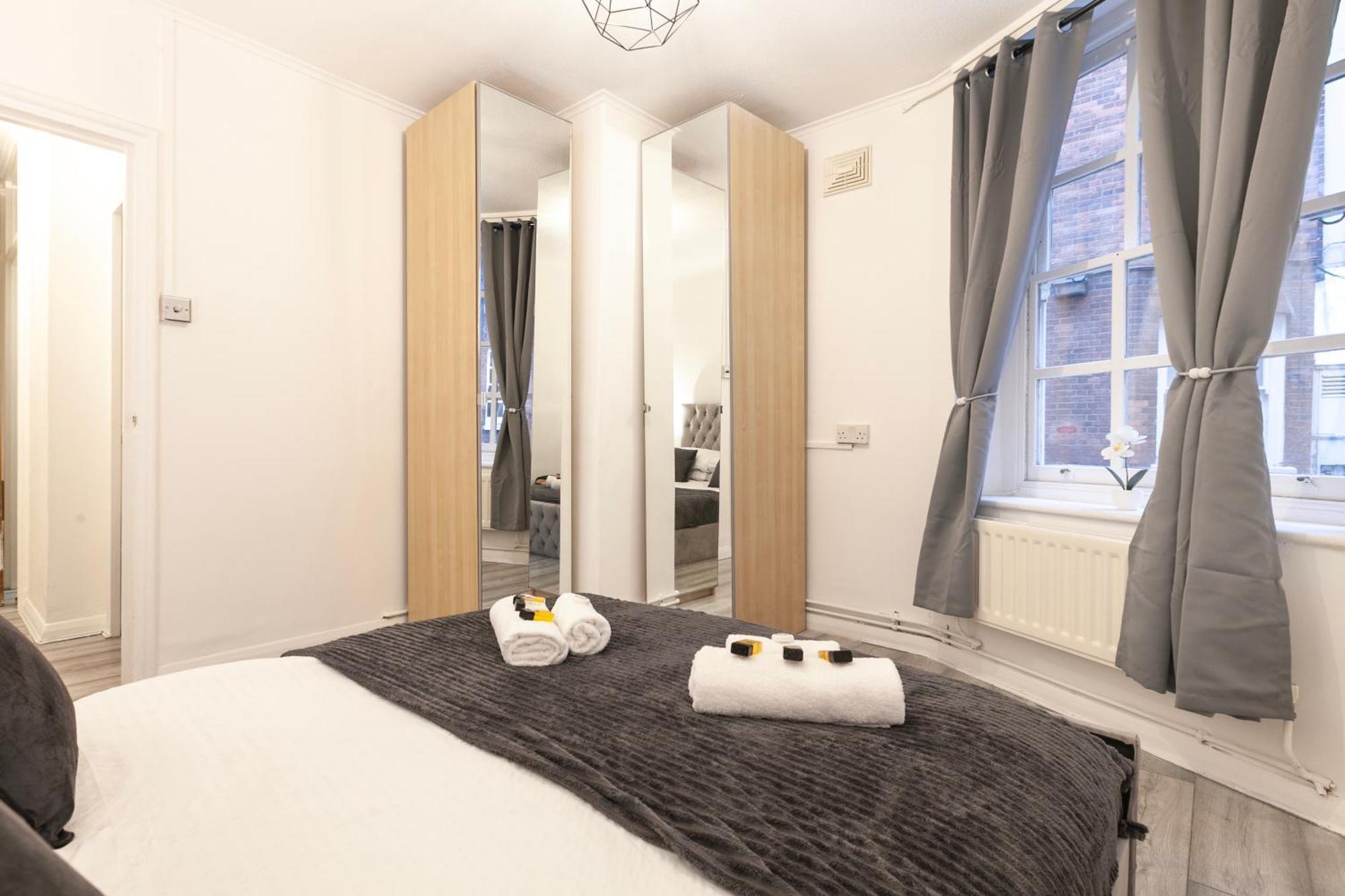 Beautiful One Bedroom Flat In Scott Ellis Gardens London Exterior photo